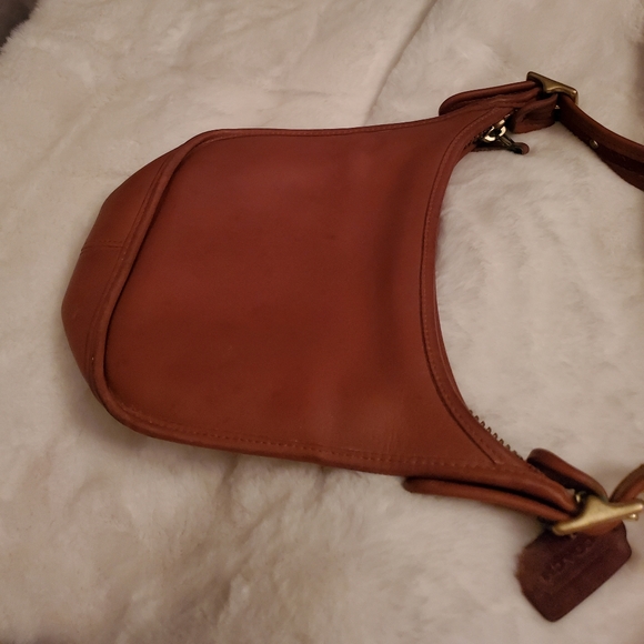 Coach Handbags - Vintage Brown Coach Bag
